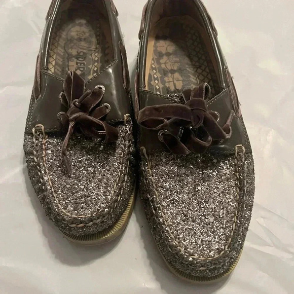 Sperry glitter silver loafers size 7.5 - Picture 3 of 9